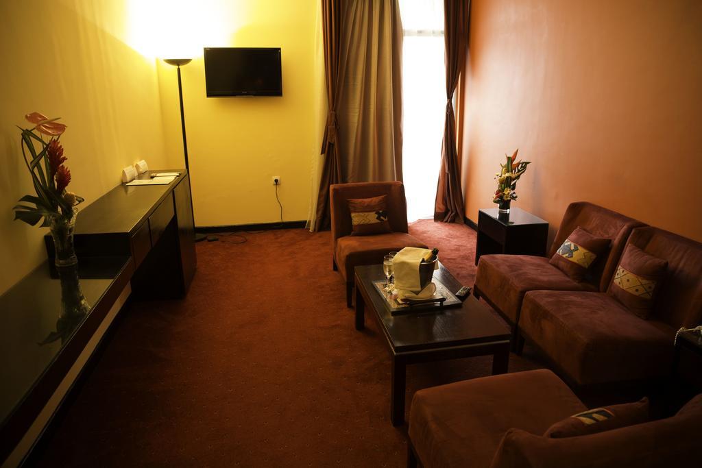Heden Golf Hotel Abidjan Kültér fotó