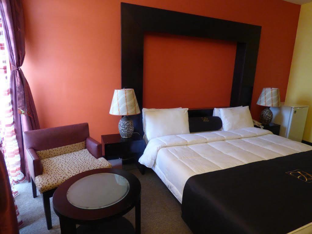 Heden Golf Hotel Abidjan Kültér fotó